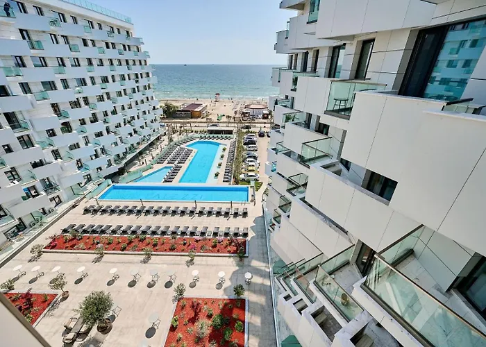 Ademar Luxury Apartment- Spa&Pool Beach Resort