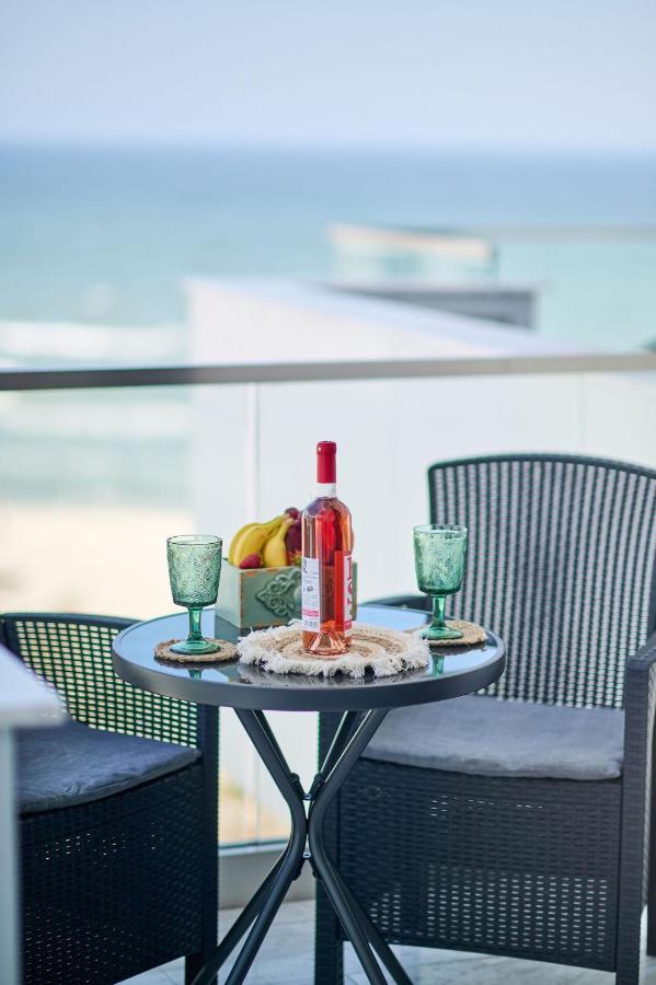 Ademar Luxury Apartment- Spa&pool * Mamaia