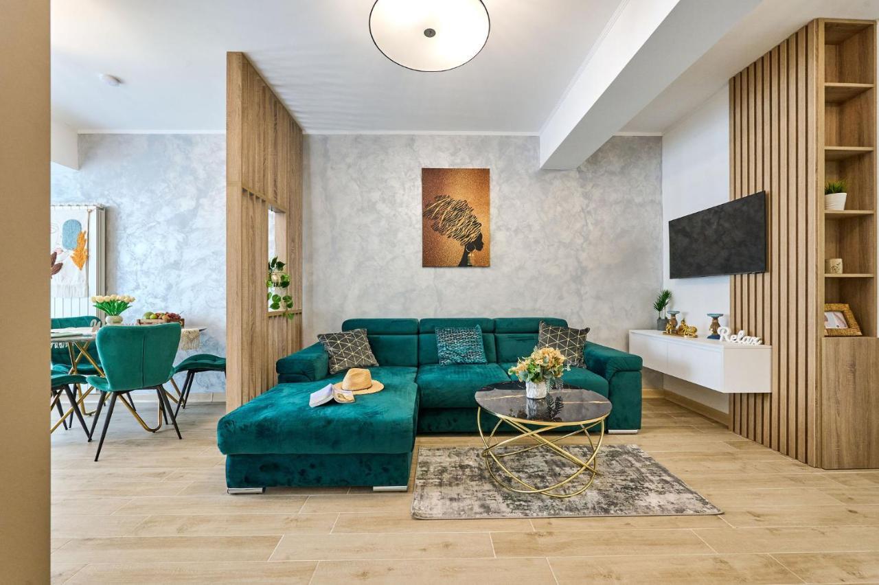 Apartment Ademar Luxury Apartment- Spa&pool *